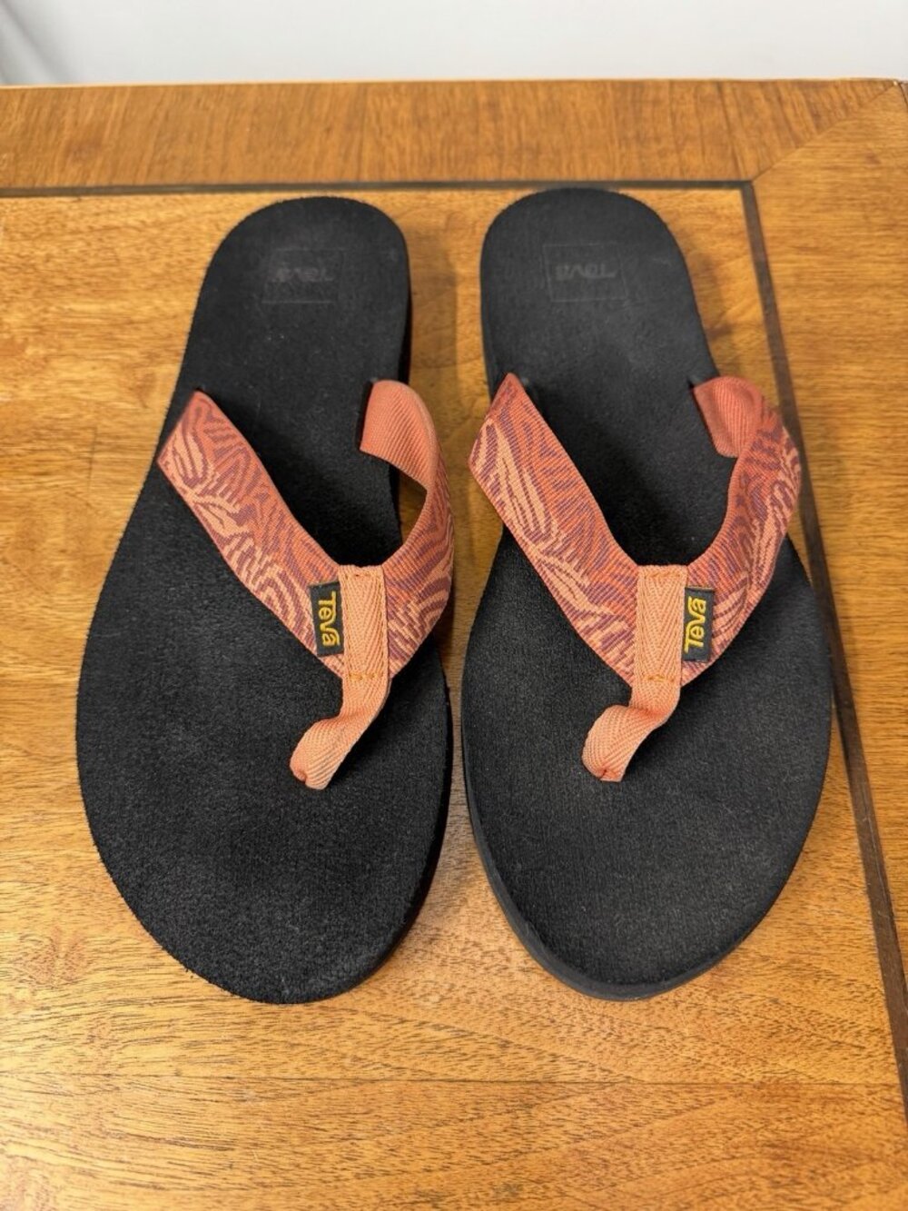 Teva Sandals Mush II Woman's 11 Orange‎ Flip Flops Slip On Thong Coral 4198